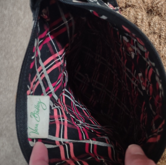 Vera Bradley classic crossbody bag - Picture 2 of 5